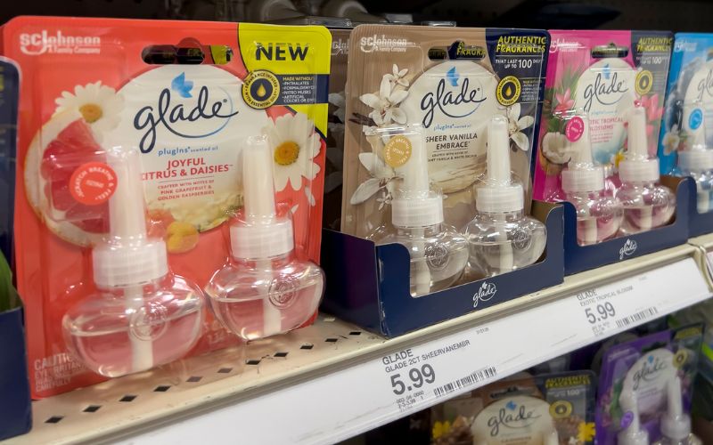 several packs of glade plug in air fresheners_Are Plug-in Air Fresheners Safe to Leave Plugged In